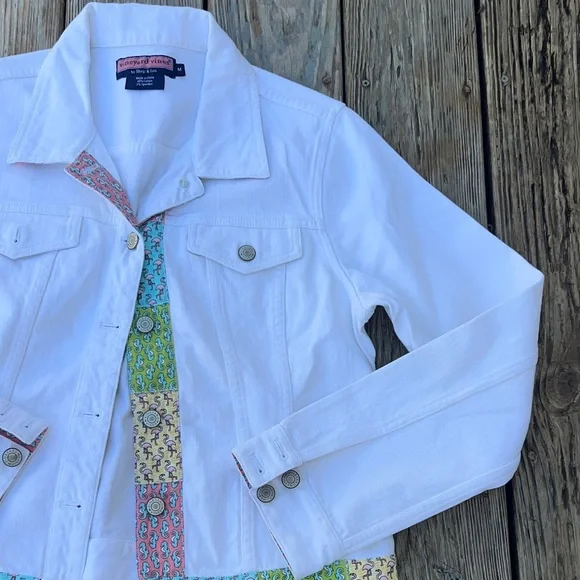 Vineyard vines medium women White Denim Jacket with Colorful Accents - Picture 3 of 6